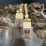 Lọ tinh dầu bách xanh